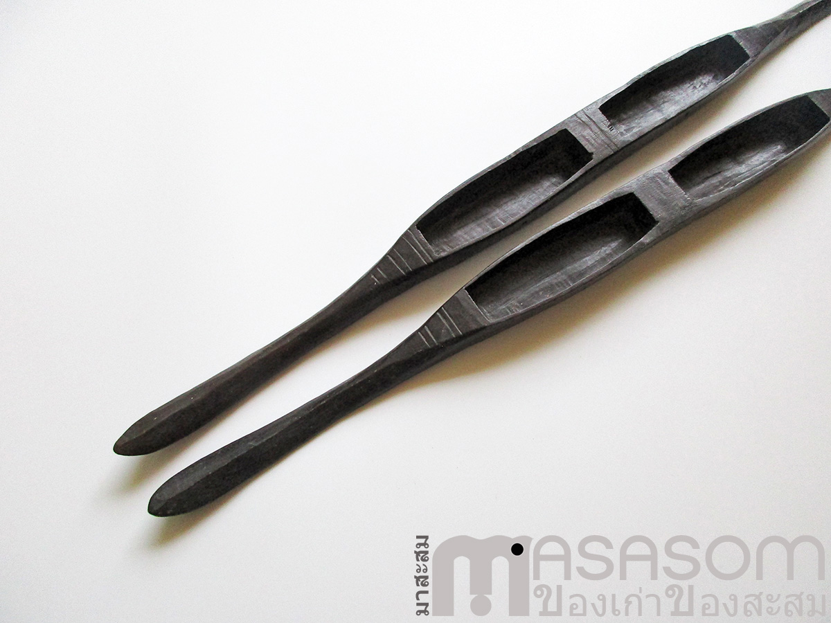 กระสวยทอผ้าเก่า