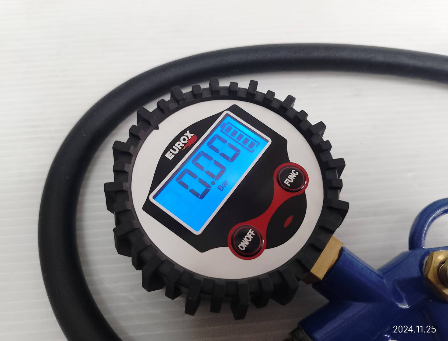 EUROX ปืนเติมลมยาง ความยาวสายเติมลม: 12 นิ้ว