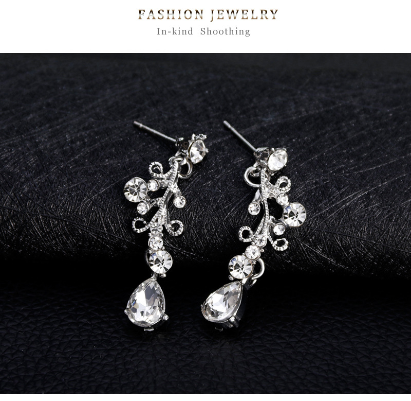 (พร้อมส่ง) สร้อยคอเพชร+ต่างหู 167 (หนีบ)