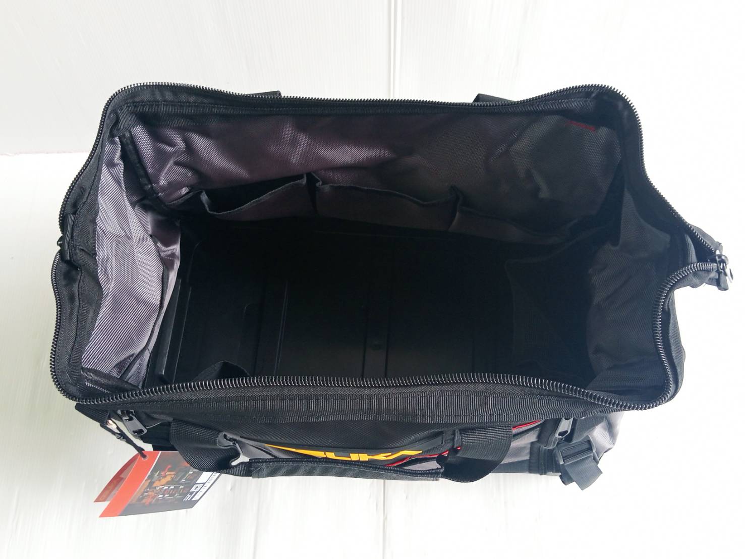 กระเป๋าเครื่องมือช่าง Connect+ OSMMS23106 OSUKA