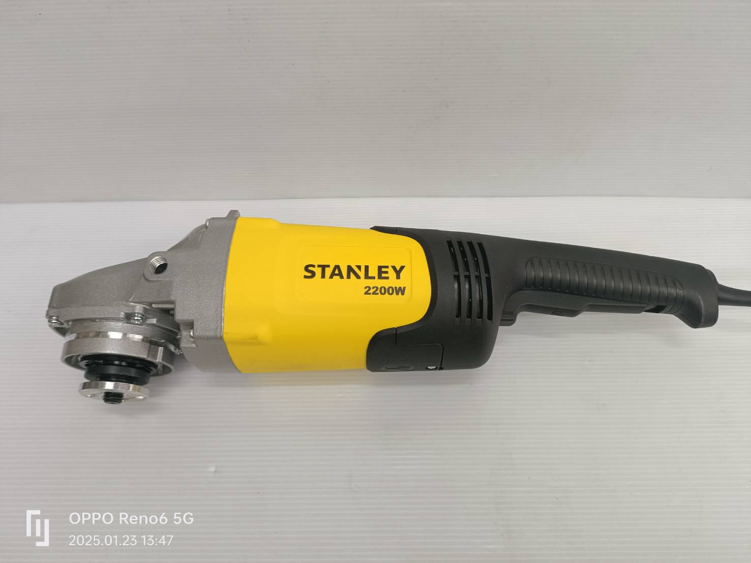 STANLEY เครื่องเจียรไฟฟ้า 2200W 9 นิ้ว รุ่น SL229S