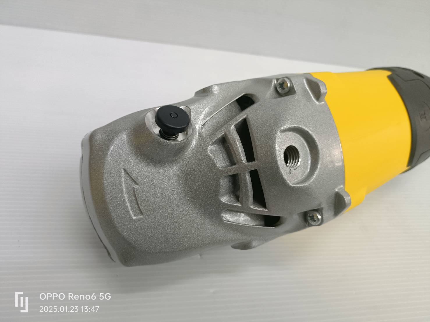 STANLEY เครื่องเจียรไฟฟ้า 2200W 9 นิ้ว รุ่น SL229S