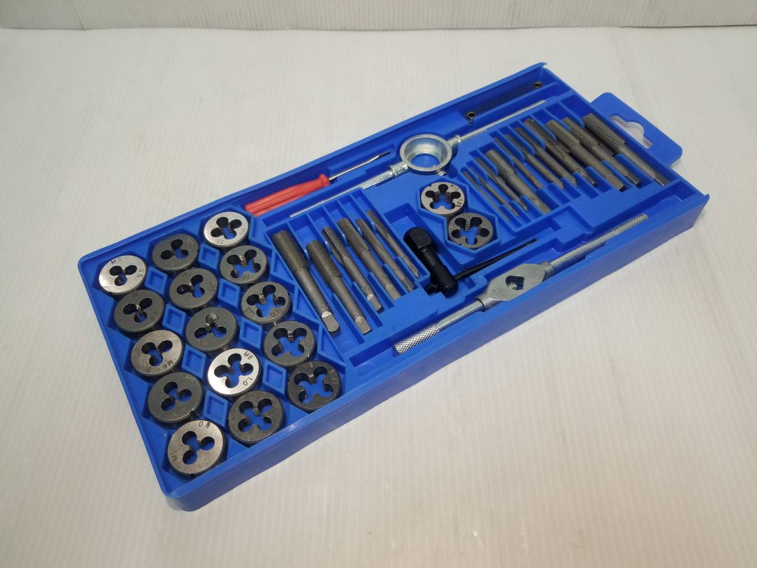 ชุดต๊าปเกลียว 40 ตัวชุด TAP40M SOLID (มิล)