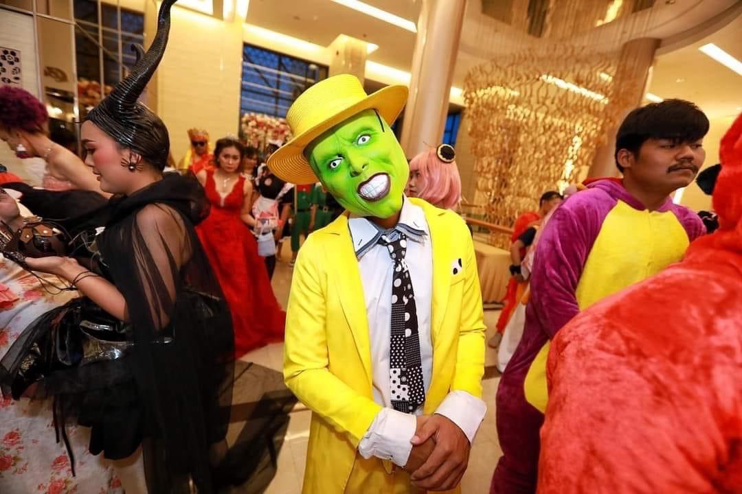 ชุดเดอะแมส หน้ากากเทวดา