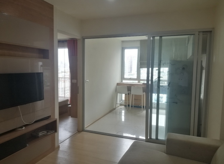 H1172 ขายคอนโด Rhythm Sukhumvit50 ชั้น12A 45.49 ตารางเมตร คอนโด High Rise 37 ชั้น ใกล้รถไฟฟ้าBTS อ่อนนุช เพียง 200 เมตร แขวงพระโขนง เขตคลองเตย ฟรีค่าโอน