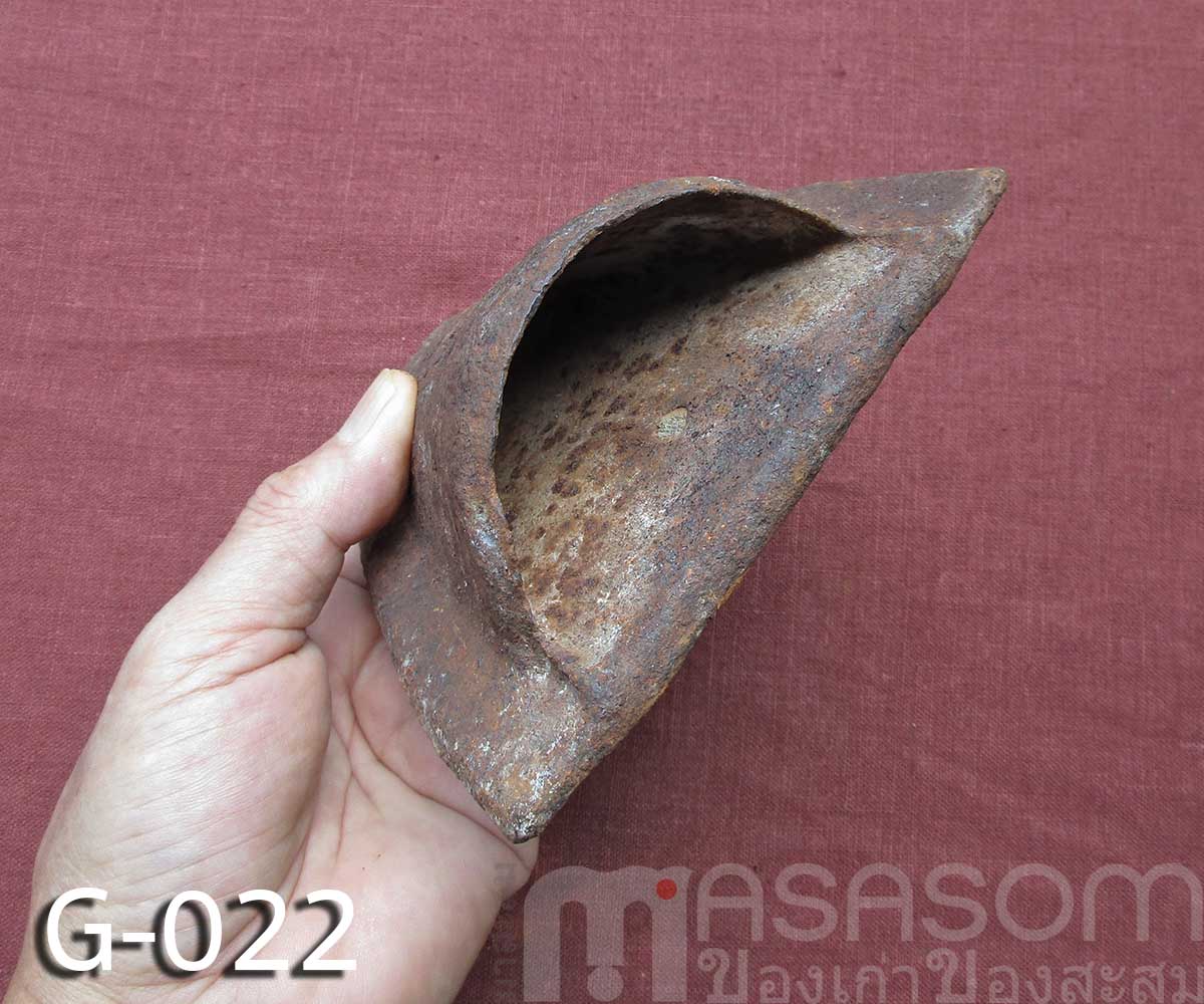 ผานไถโบราณอายุนับร้อยปี