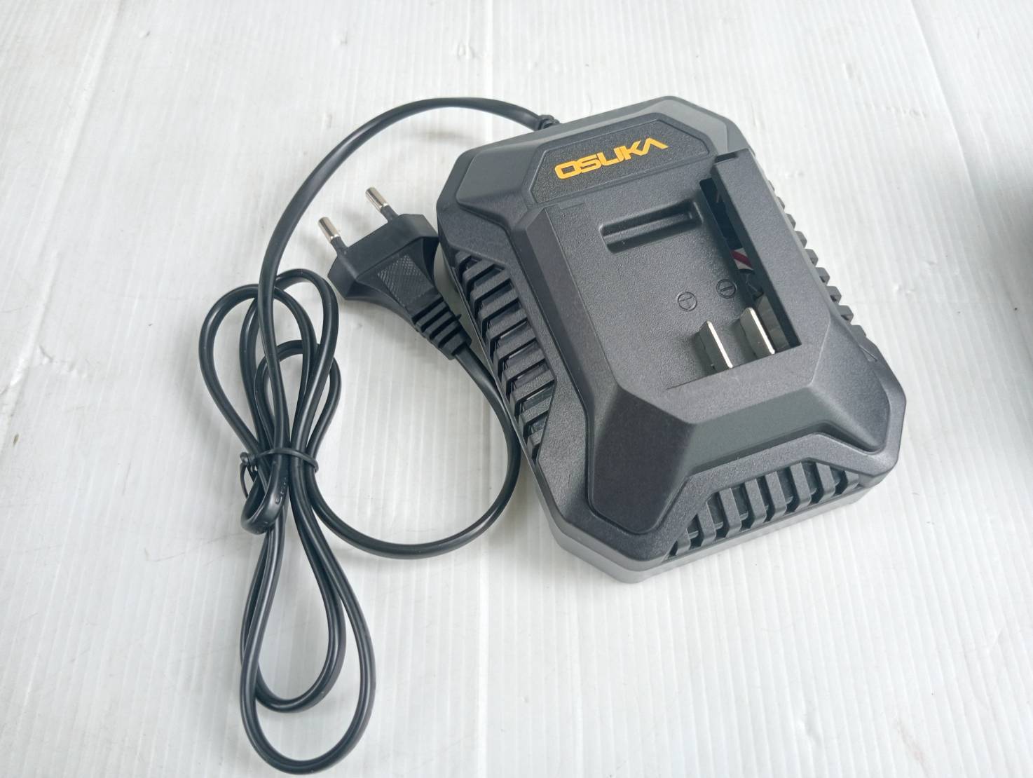 สว่านโรตารี่ไร้สาย 20V OCRH852-M1 OSUKA