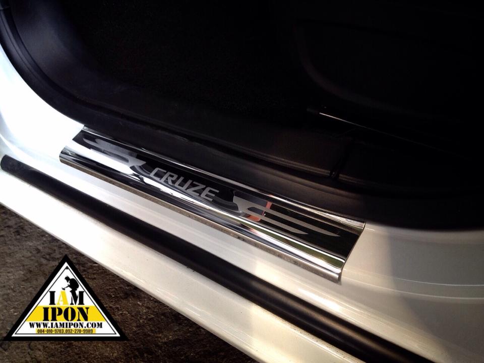 SCUFF PLATE CHEVROLET CRUZE