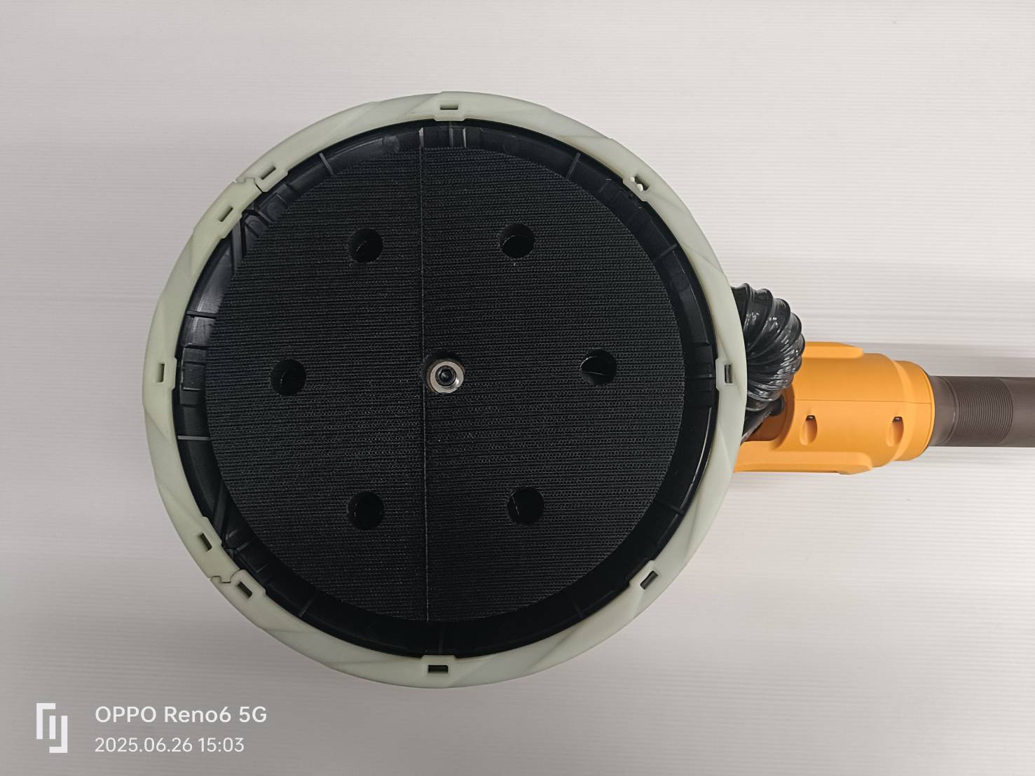 INGCO DWS105016 เครื่องขัดผนัง ด้ามยาว 1050W