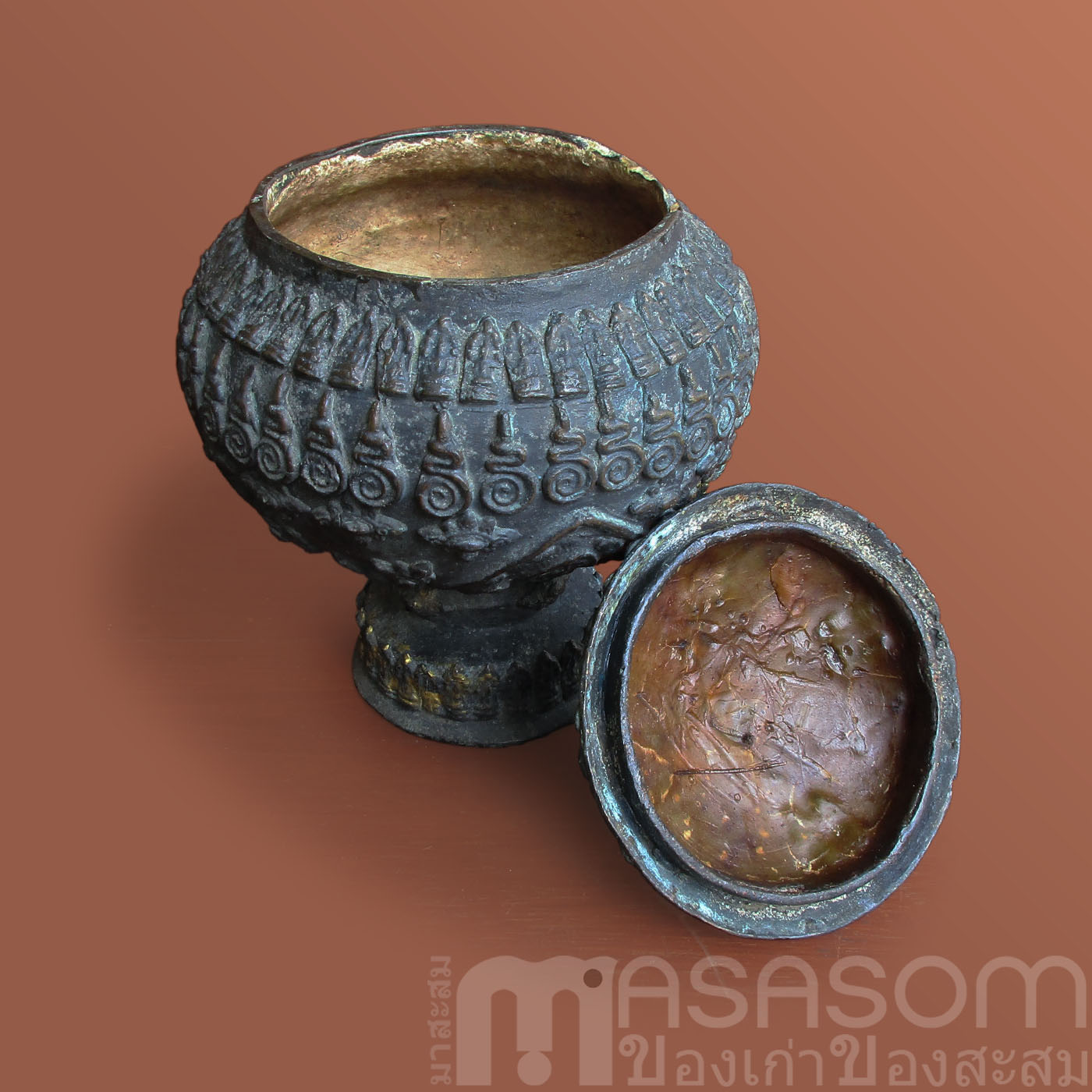 โถน้ำมนต์สัมฤทธิ์ของเก่า