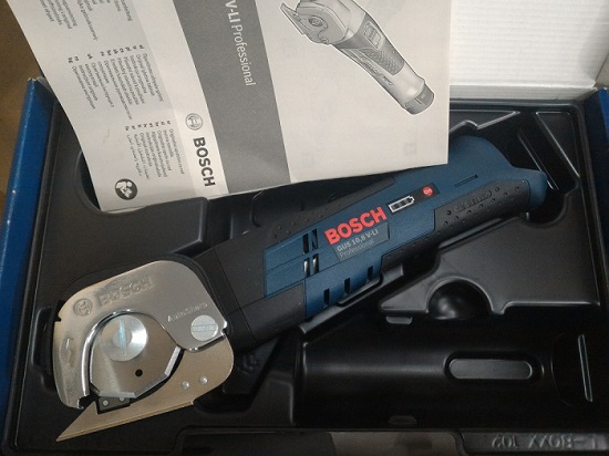 กรรไกรตัดอเนกประสงค์ไร้สาย GUS12V-300 BOSCH SOLO