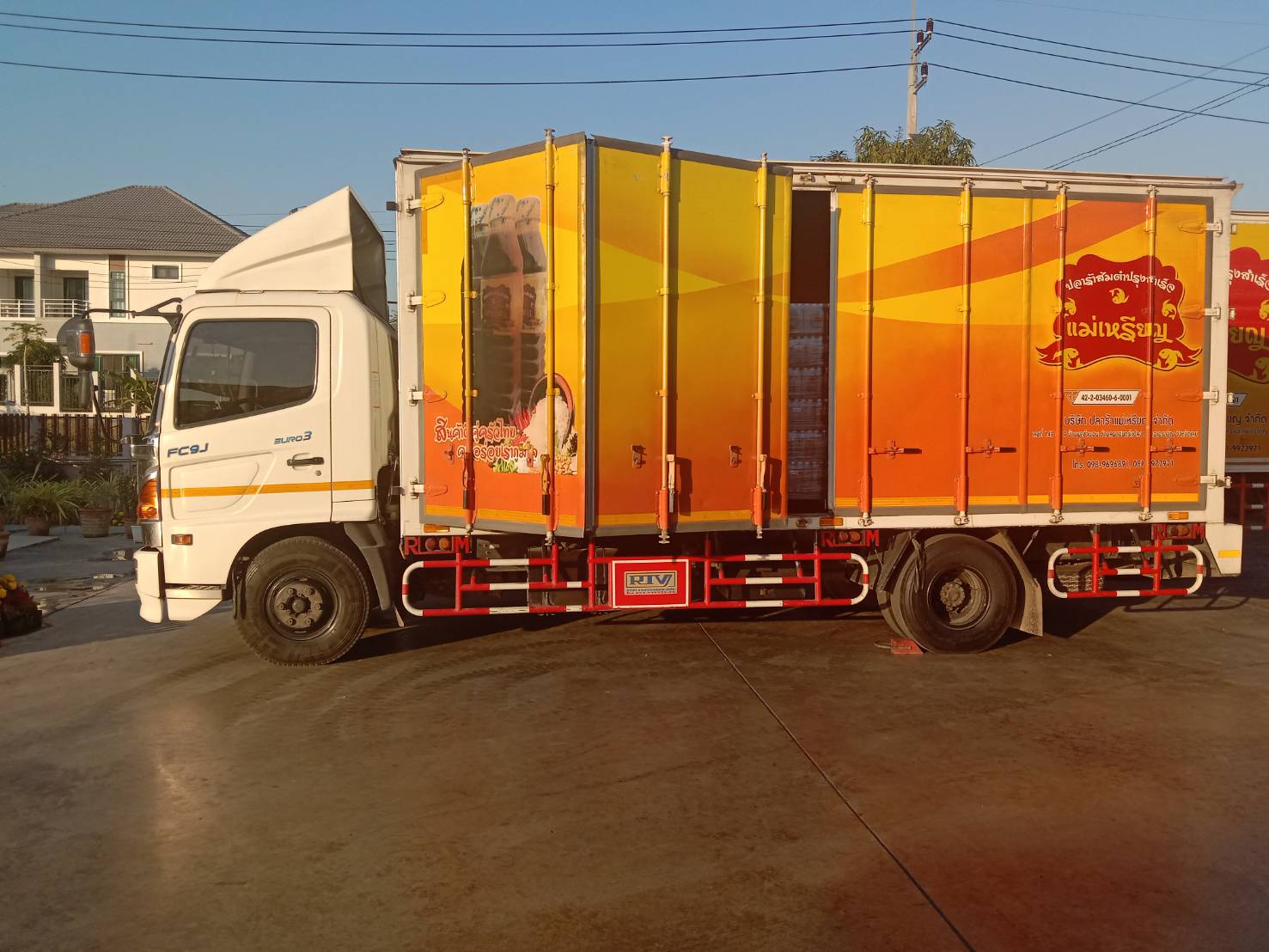 (เซต 3 ขวด) น้ำปลาร้าส้มตำปรุงสำเร็จแม่เหรียญ