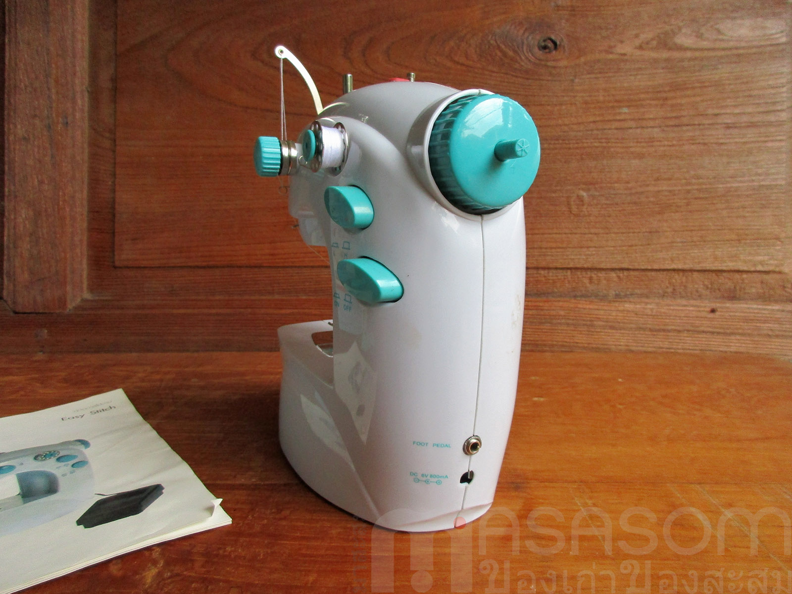 จักรเย็บผ้าขนาดเล็ก