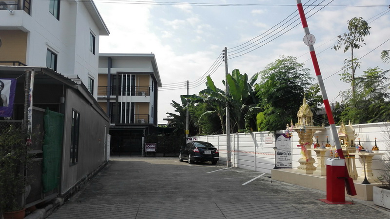 🚩H967 ขายถูกสุดในย่านนี้ ทาวน์โฮม 3ชั้น 17ตร.วา อยู่ถนนปทุมธานี-สายใน เยื้องโรงงานเป๊ปซี่ สภาพใหม่ ทำเลดี 4นอน 3น้ำ ต่อเติมแล้ว พร้อมอยู่