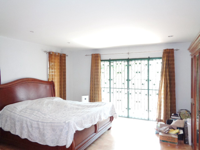 H1186 ขายบ้านเดี่ยวชั้นเดียว 281 ตารางวา อยู่ในตัวเมืองราชบุรี ตกแต่งหรู สภาพพร้อมอยู่