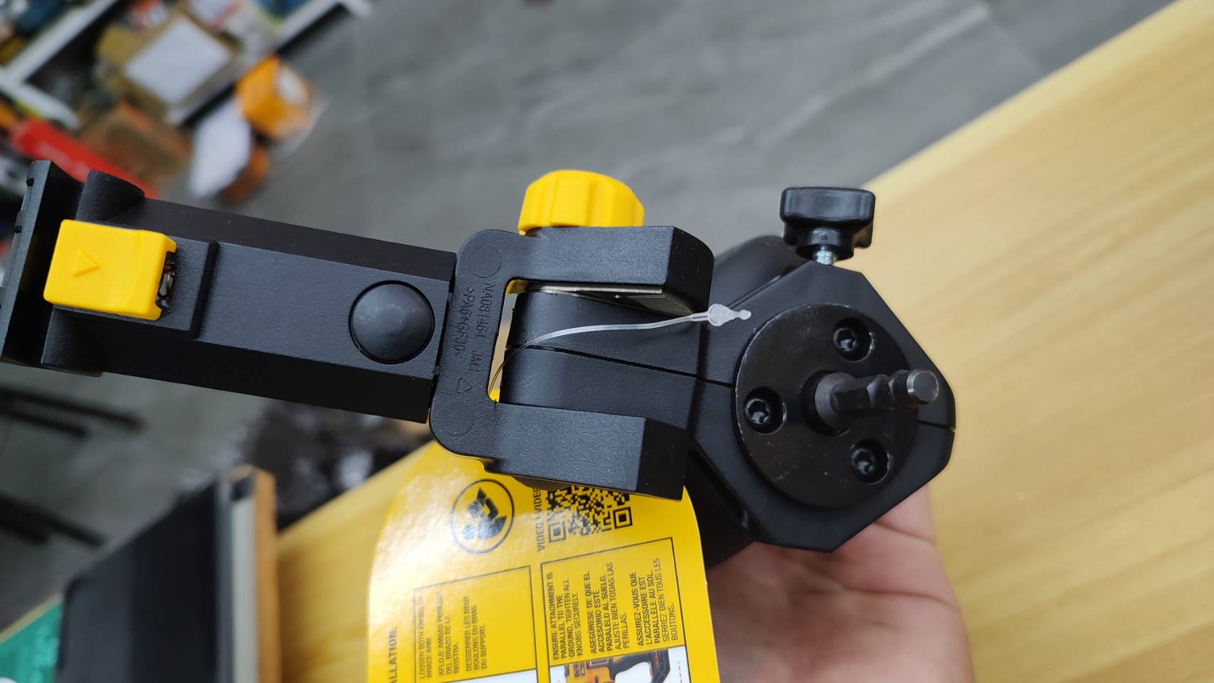 DEWALT อุปกรณ์เสริมสำหรับแปลงเป็นเครื่องตัดท่อทองแดง DWACPRIR