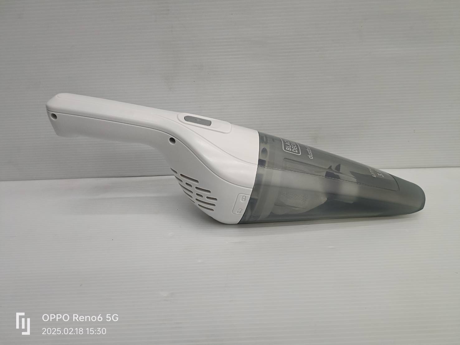 เครื่องดูดฝุ่นมือถือไร้สาย NVB115J BLACK&DECKER REVIVA