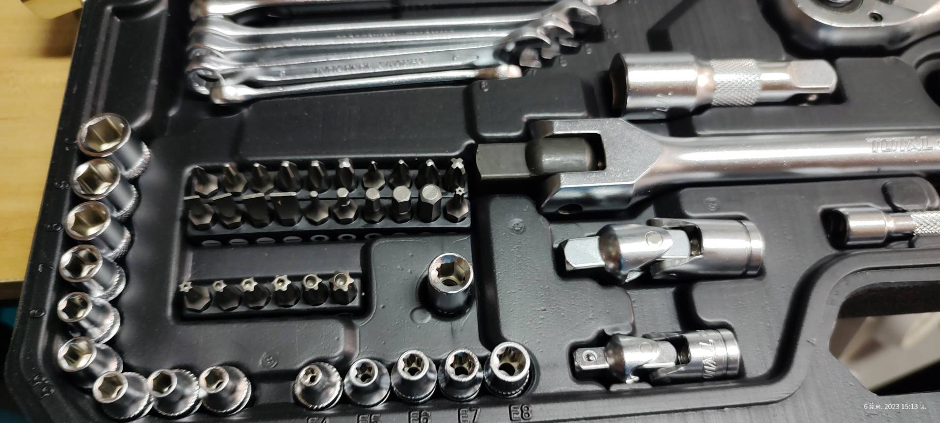 ชุดเครื่องมือ142ชิ้น รุ่น THKTHP21426 TOTAL