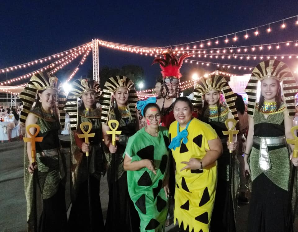 ชุดคลีโอพัตราสีทอง