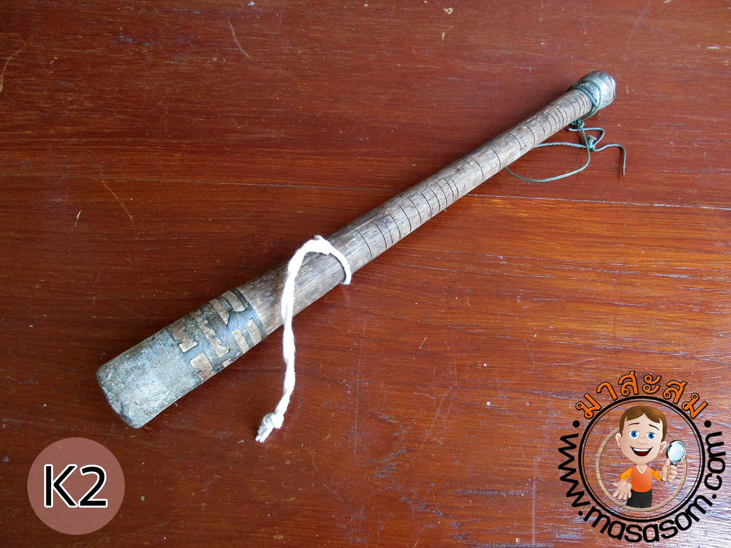 ตาชั่งก้อมโบราณ