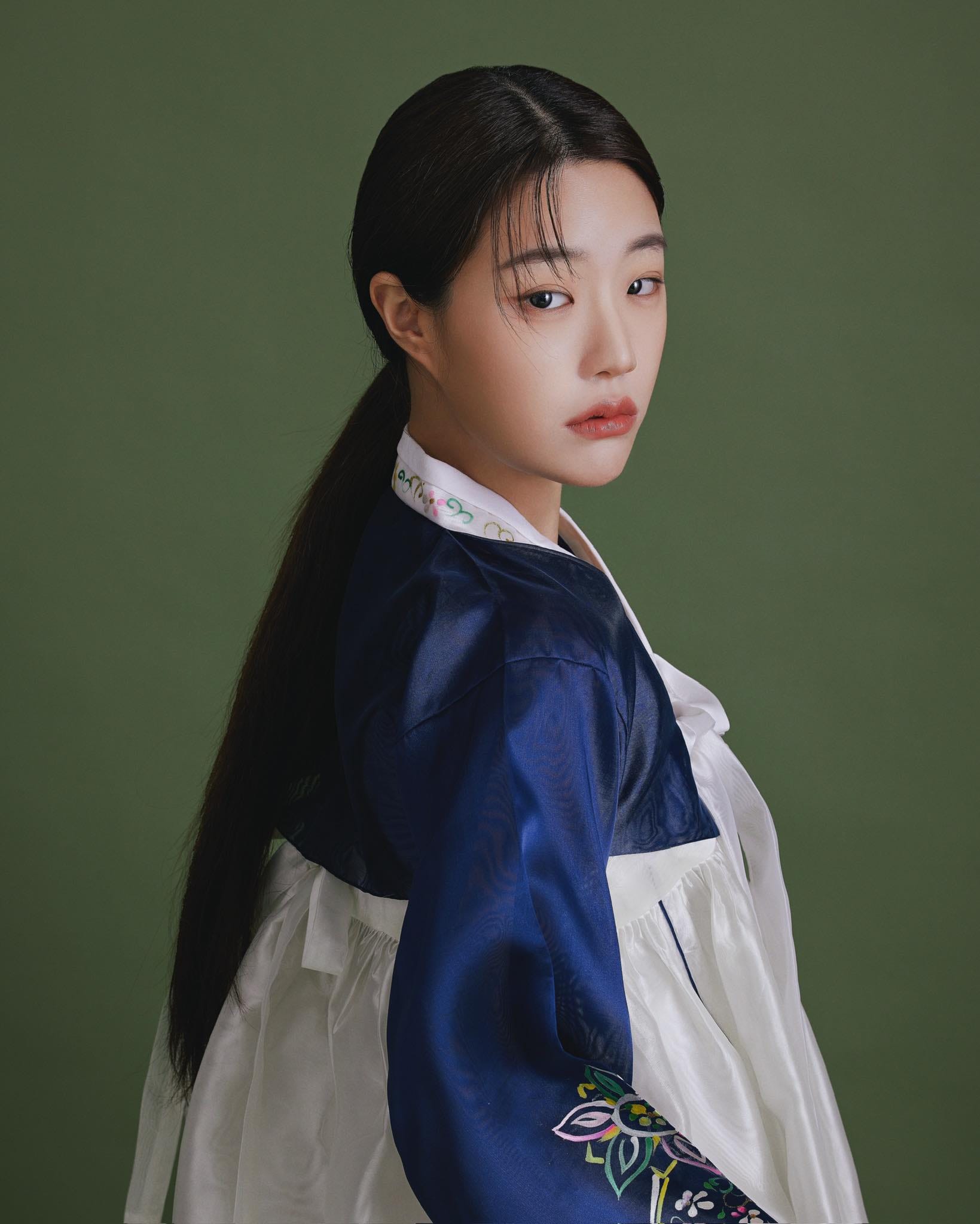 ชุดฮันบก เสื้อสีกรม(น้ำเงินเข้ม)/กระโปงสีขาวครีม(M 34นิ้ว)02