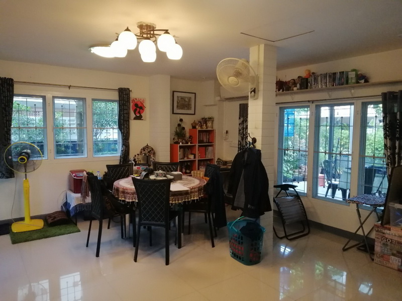 H1037 ขายบ้านเดี่ยว 50.7 ตร.วา หมู่บ้านเนเบอร์โฮม วัชรพล โครงการอยู่ติดถนนใหญ่ สุขาภิบาล5 ซอย82 ตกแต่งต่อเติมสวยมาก พร้อมอยู่