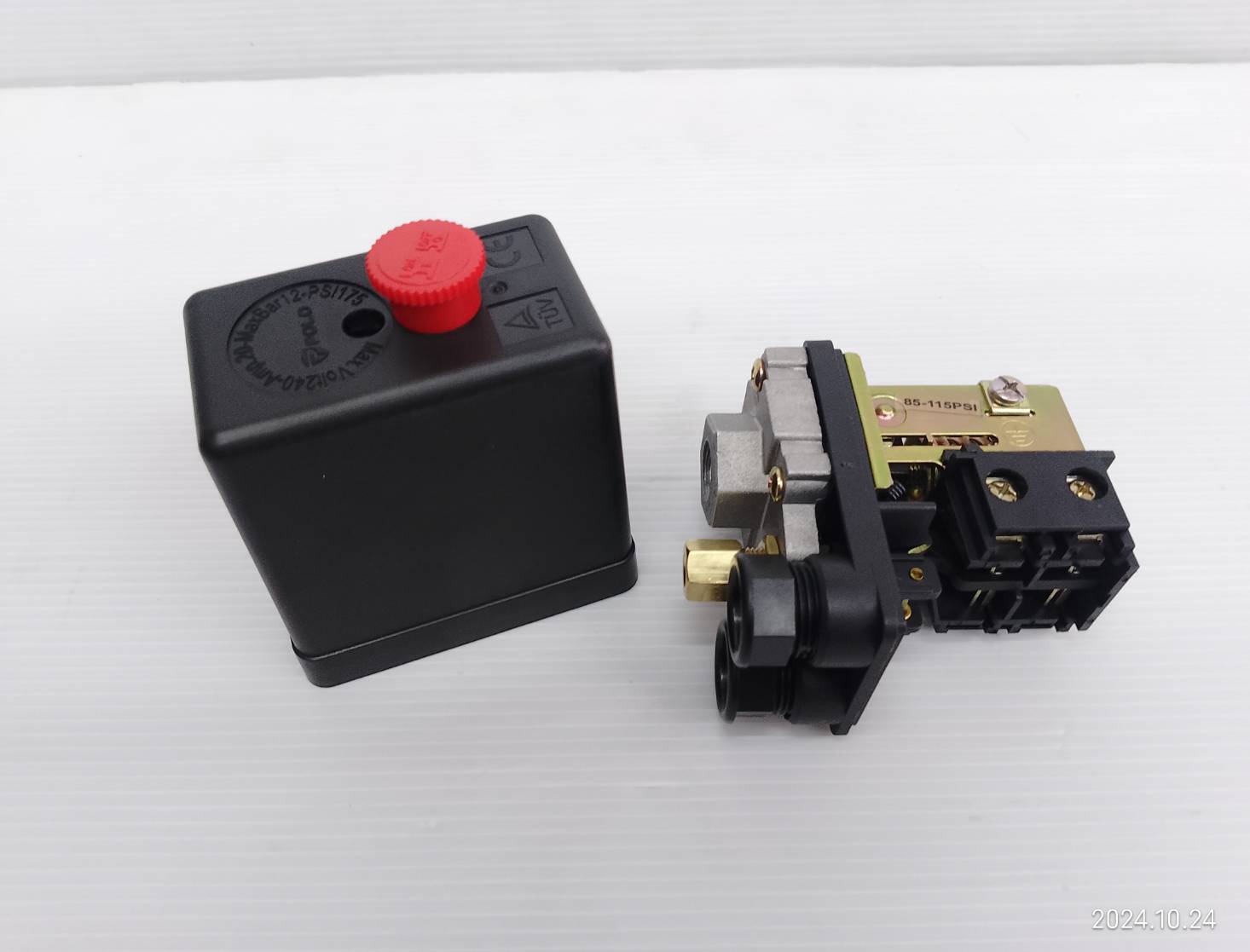 POLO สวิตช์ควบคุมแรงดัน ระบบลม (1 WAY) รุ่น PC-7 ช่วงแรงดัน 20-175 PSI ใช้งานสำหรับปั๊มลม (โปโล)