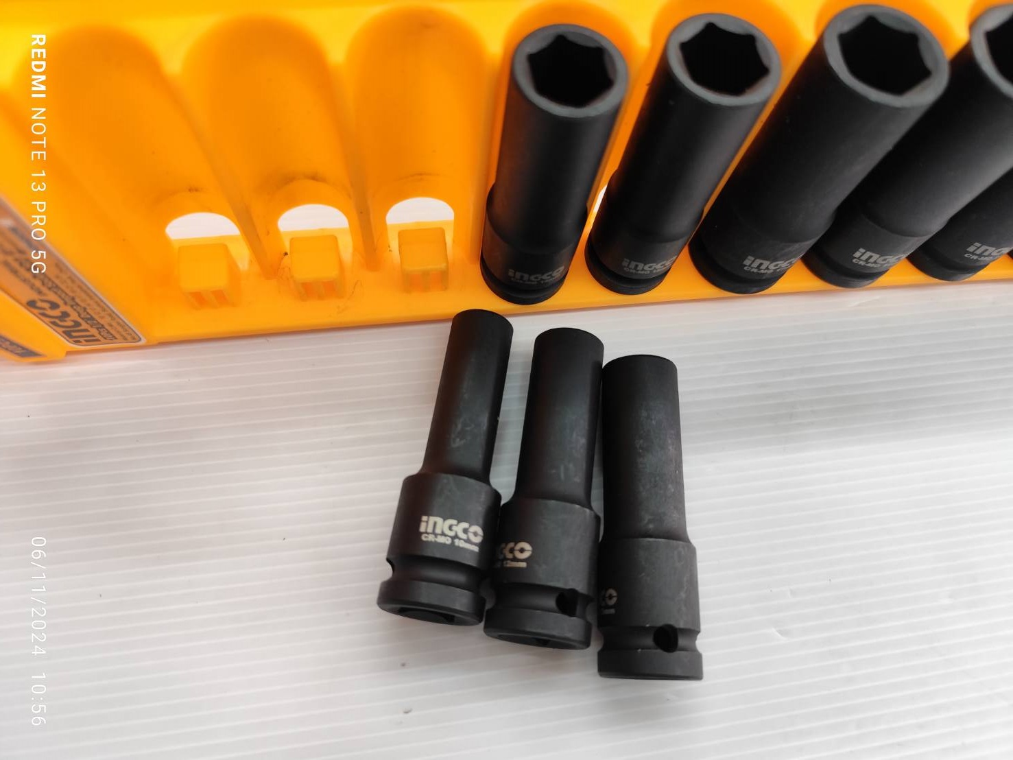 ชุดลูกบ๊อกซ์ลมยาว 1/2 นิ้ว INGCO รุ่น HKISSD12102L