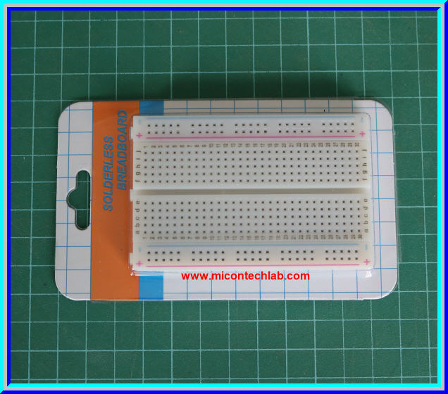 1x เบรดบอร์ด แบบ 400 จุด ขนาด 8.5x5.5 ซม. (Breadboard)
