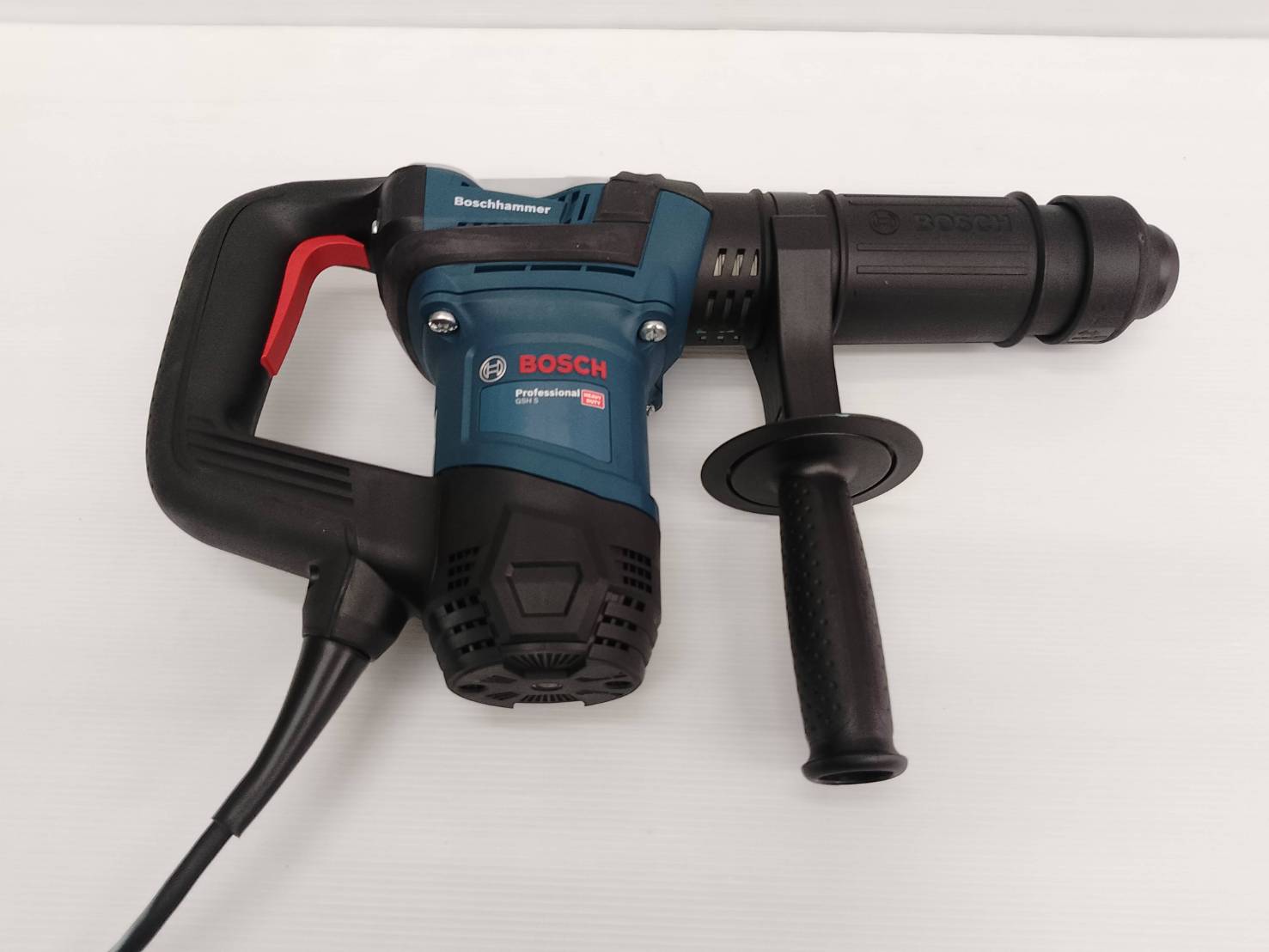 สกัดไฟฟ้า GSH5 BOSCH (SDS-MAX)