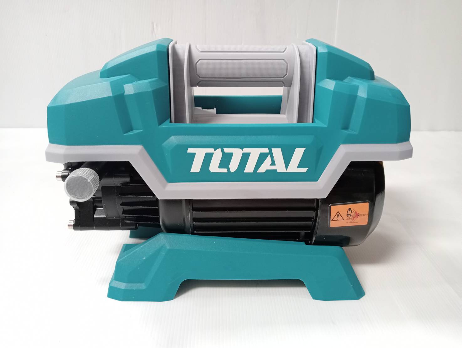 เครื่องฉีดน้ำแรงดันสูง 75 Bar TGTK16135 TOTAL