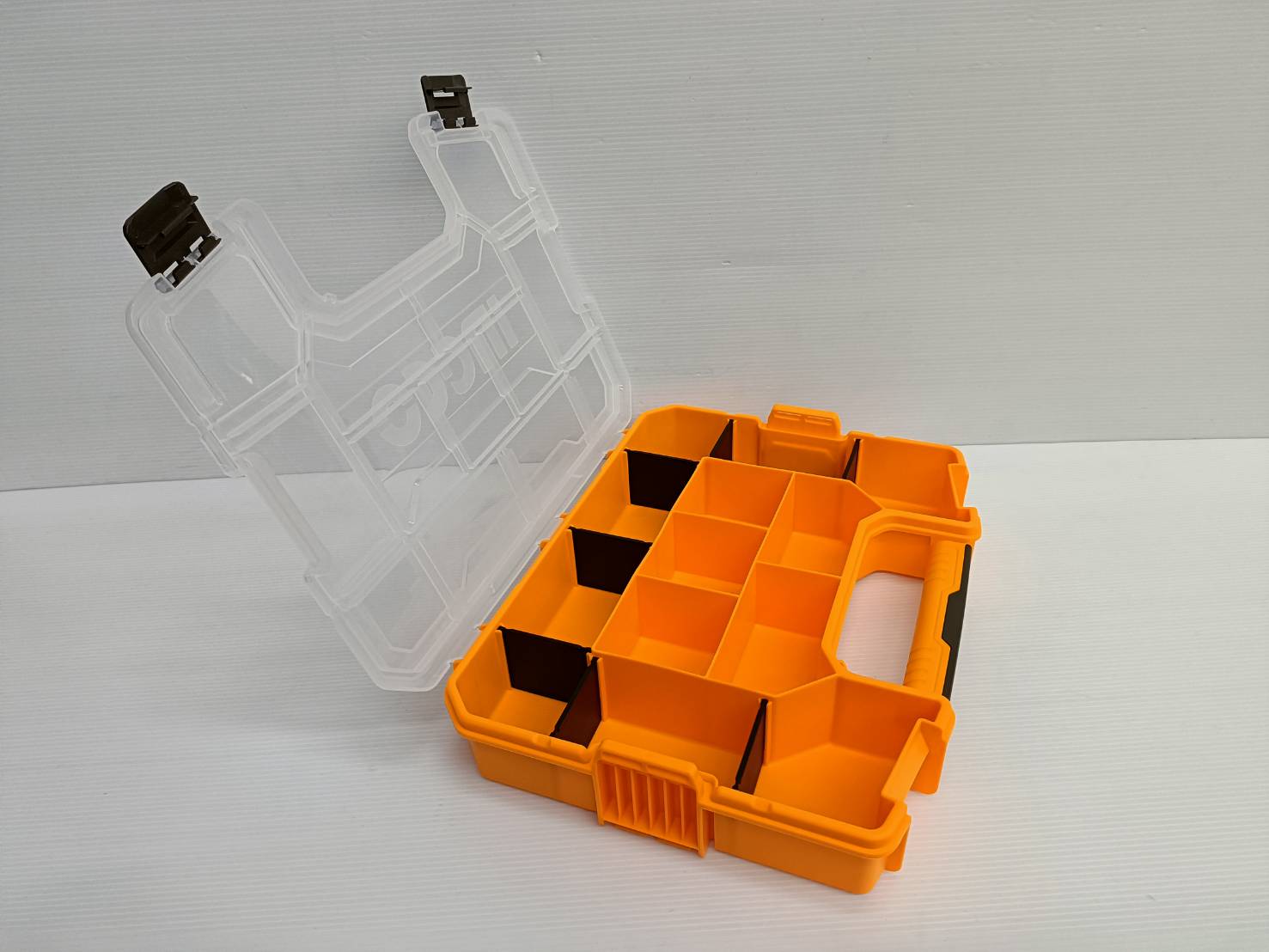 INGCO กล่องเครื่องมืออเนกประสงค์ 15 นิ้ว สามารถต่อซ้อนกันได้ รุ่น PBX1511