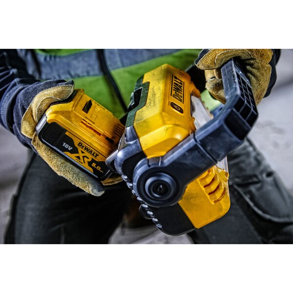 ไฟฉายสปอร์ตไลท์ DCL077 DEWALT