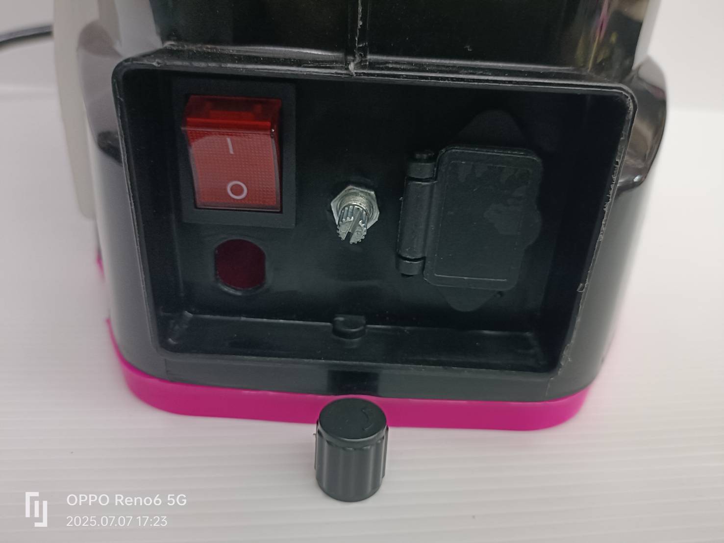 เครื่องพ่นยาแบตเตอรี่ 20ลิตร CPT-20LT CAPITAL