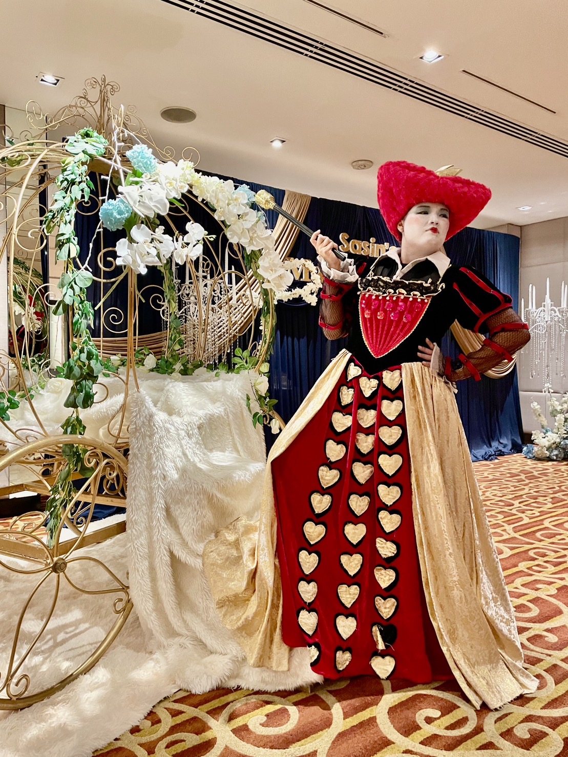 ชุดราชินีโพแดง / ชุดราชินีอิเรซเบธ / ชุด Red Queen @ อลิส อิน วันเดอร์แลนด์ / ชุดราชินีแดง / ชุดราชินีไพ่