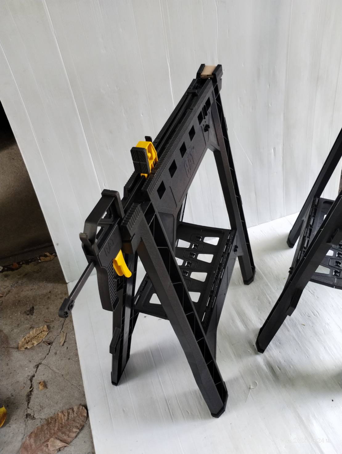 โต๊ะจับชิ้นงาน 2 ชิ้น DH1004 CAT