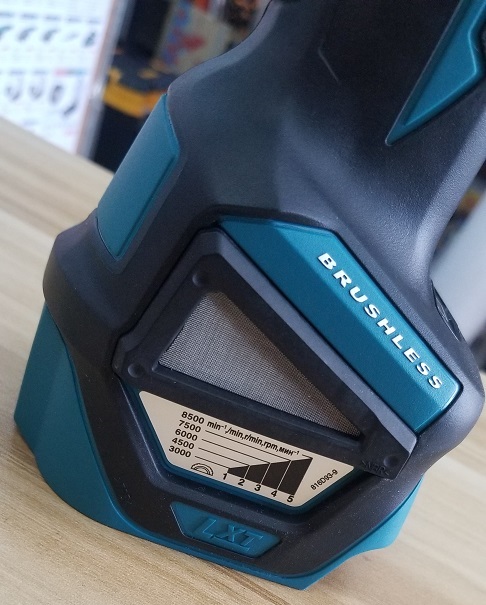 หินเจียรไร้สาย4" DGA418ZU MAKITA