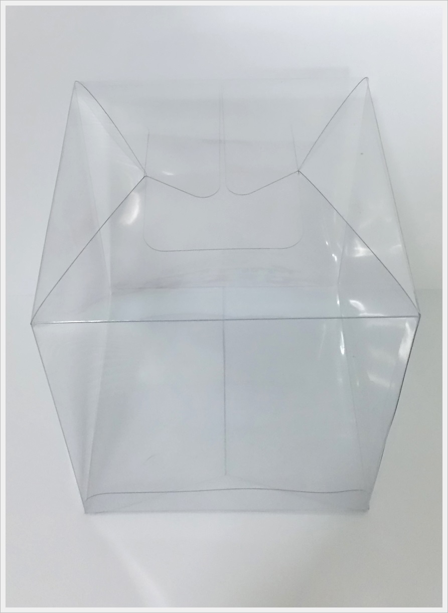 กล่องใส่แก้ว/ตุ๊กตา 15 x 15 x 16.9 cm หรือ 6 x 6 x 7 นิ้ว สำเนา