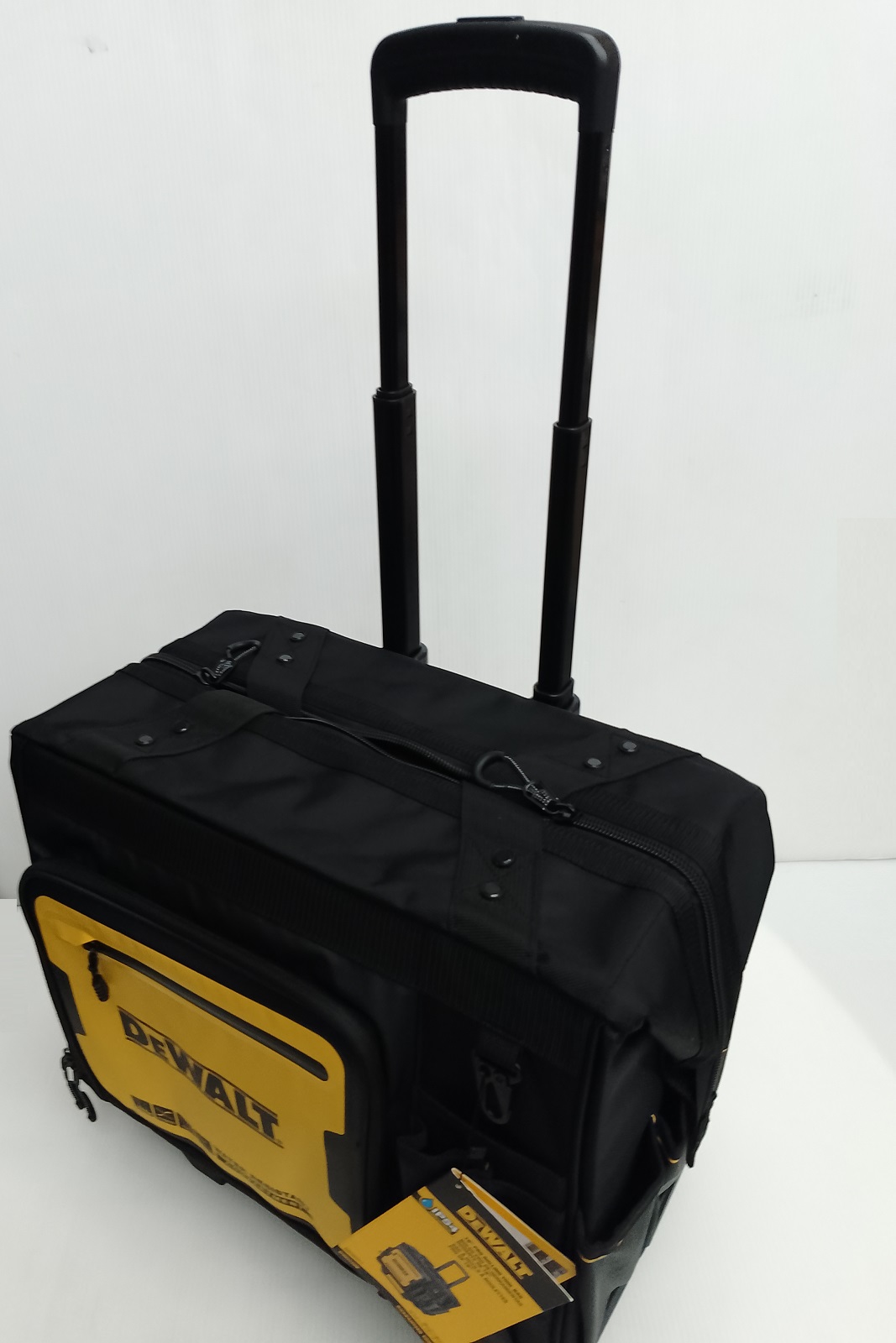 กระเป๋าล้อลาก18" DWST60107-1 DEWALT