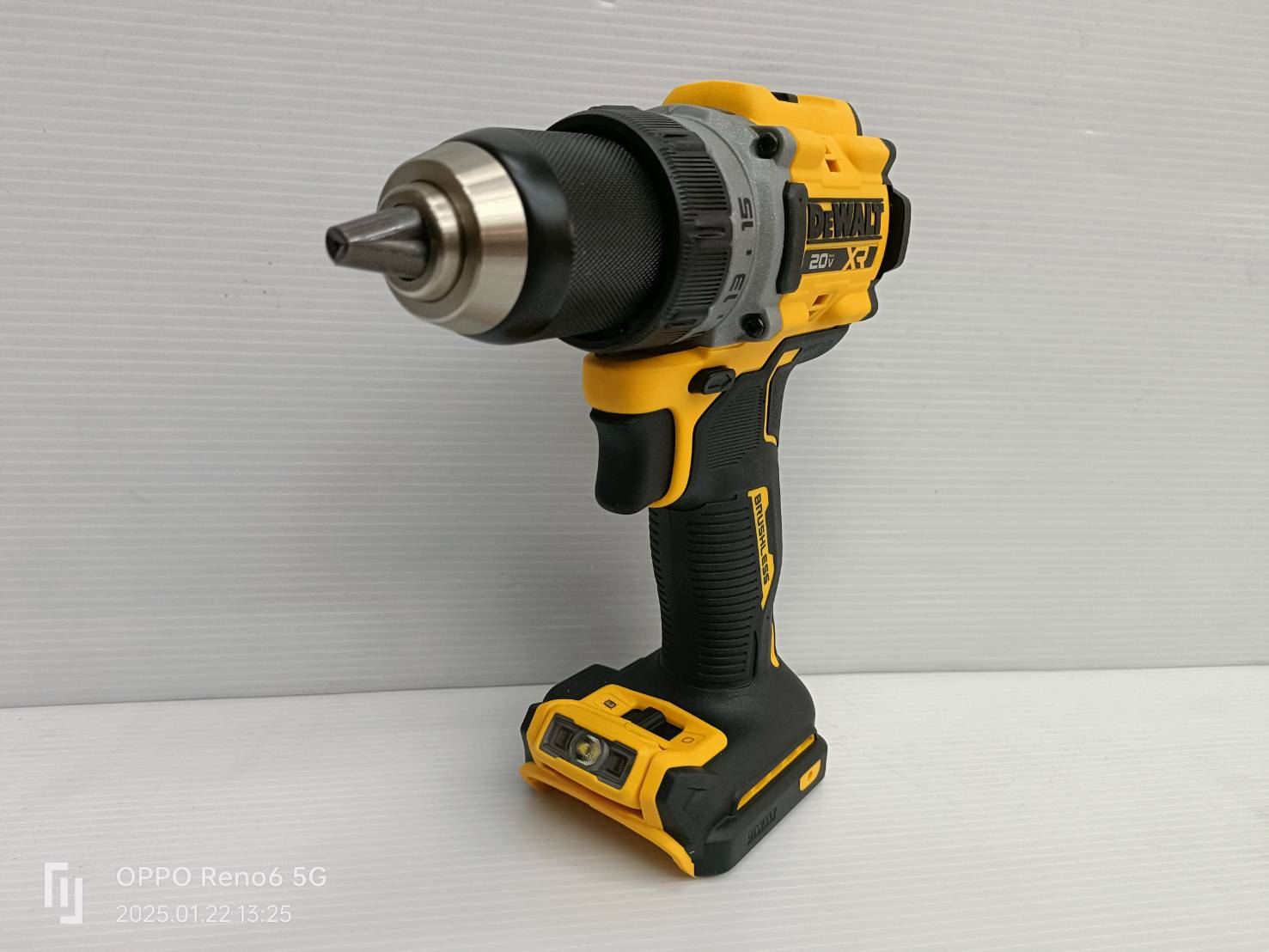 DEWALT สว่านไร้สาย 20V DCD801N-B1 (ตัวเปล่า)