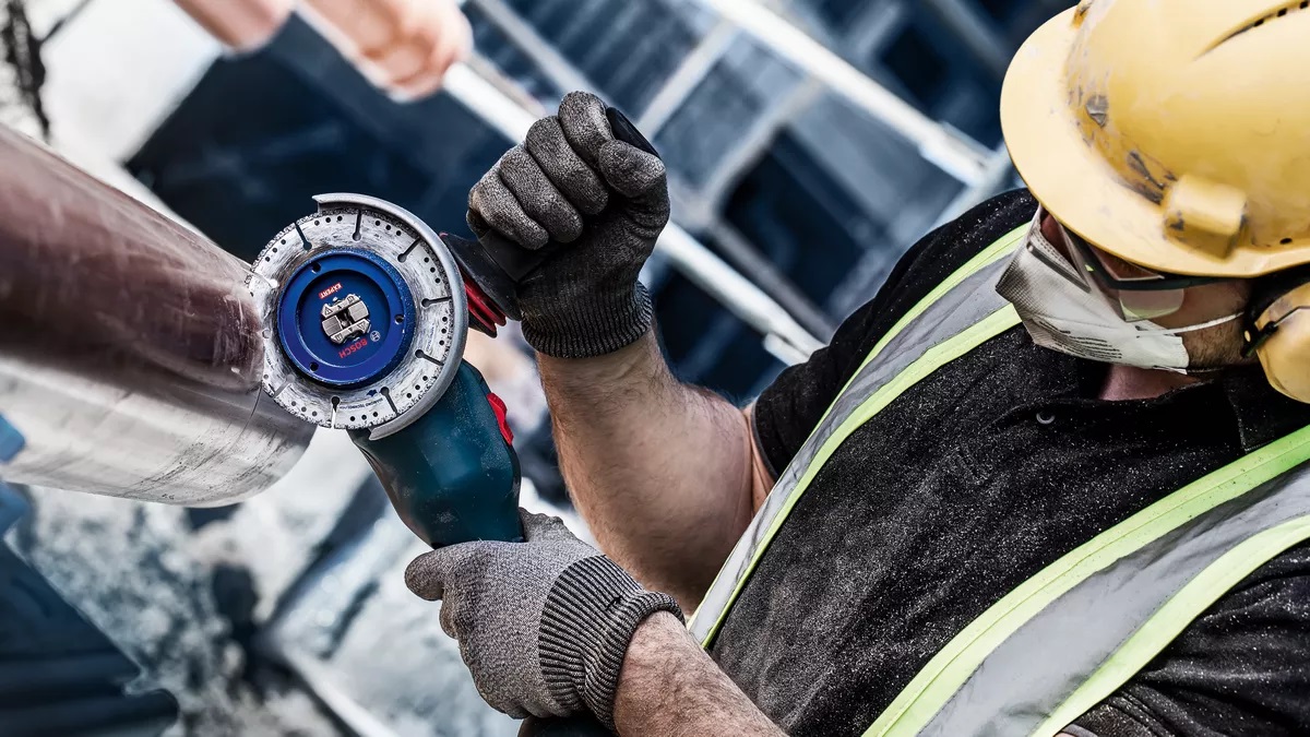 ใบตัดท่อ5" พร้อมลบคมในตัว BOSCH X-LOCK