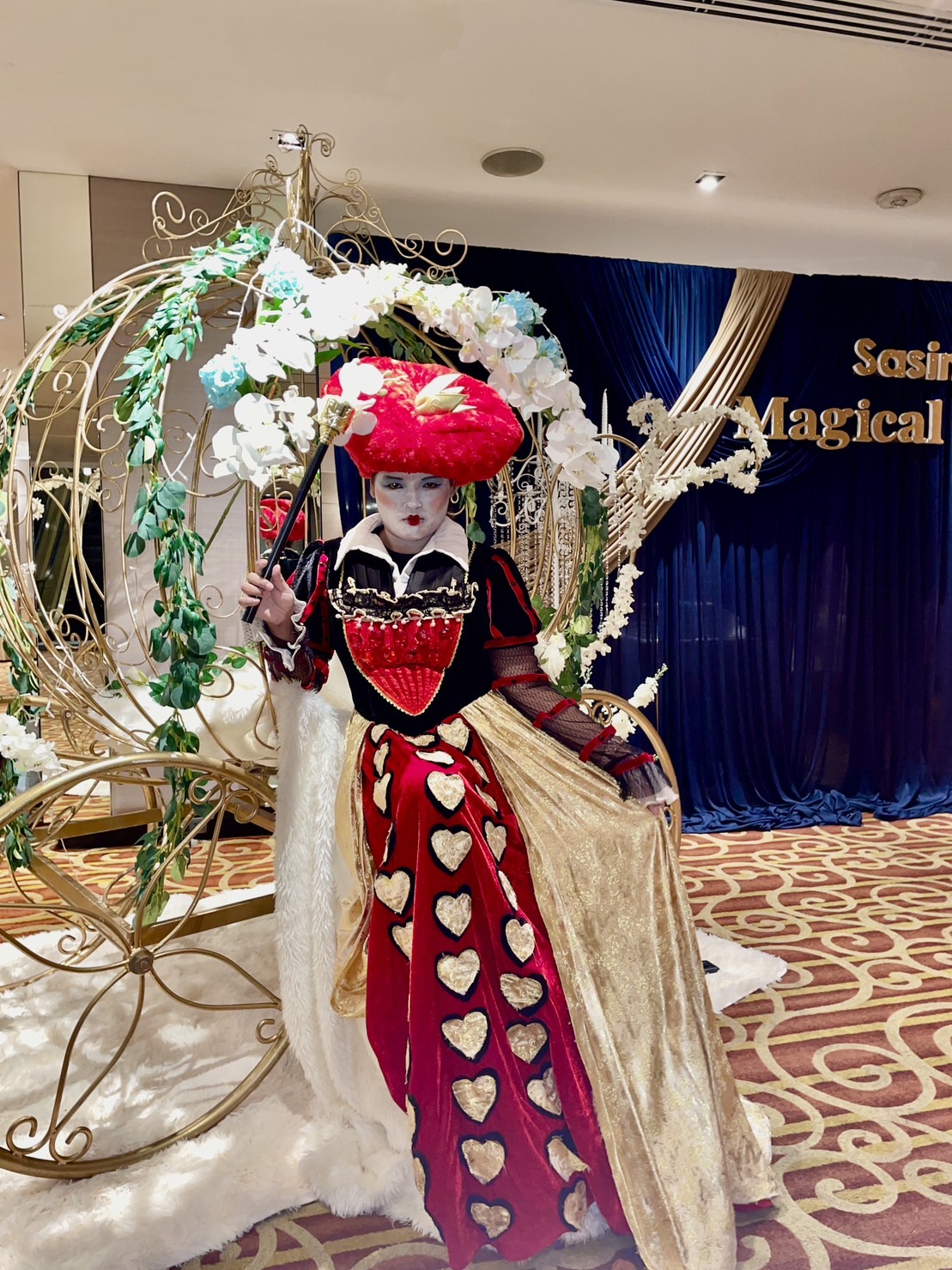 ชุดราชินีโพแดง / ชุดราชินีอิเรซเบธ / ชุด Red Queen @ อลิส อิน วันเดอร์แลนด์ / ชุดราชินีแดง / ชุดราชินีไพ่