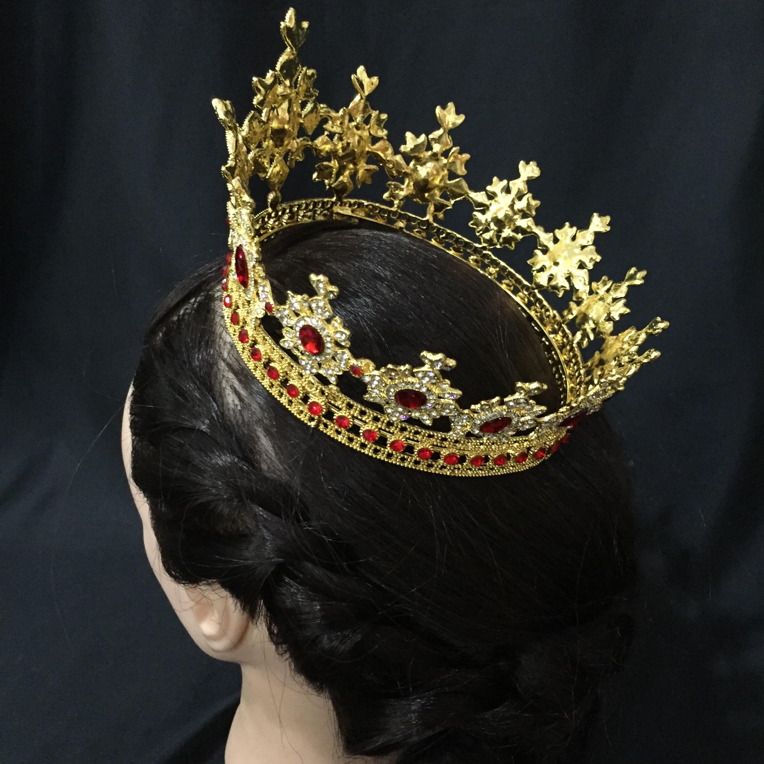 (พร้อมส่ง) มงกุฏ 050 แดง