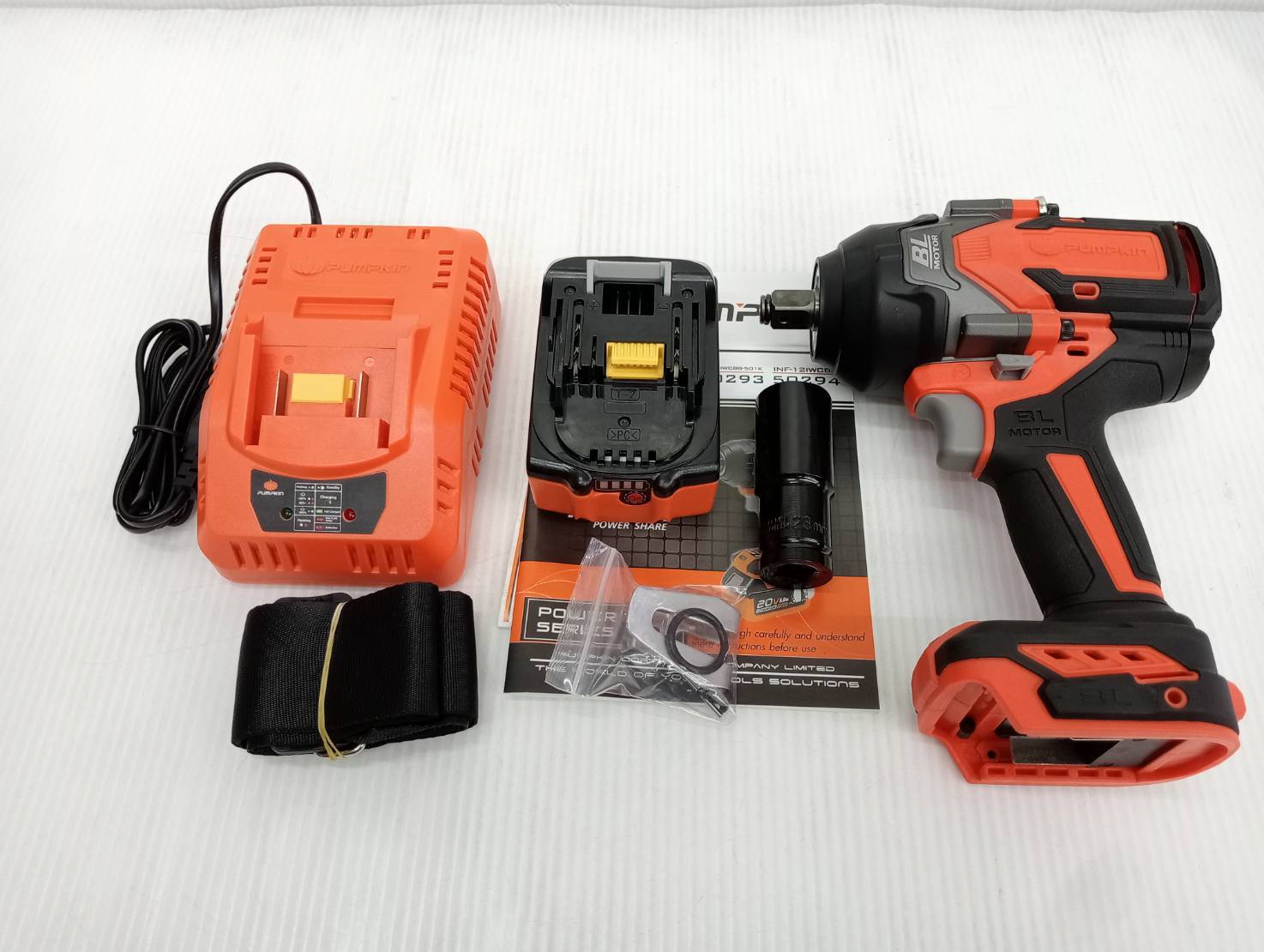 บล็อกแบต800Nm. 1/2 Compact 20V INF-12IWCB8-501K PUMPKIN 50293