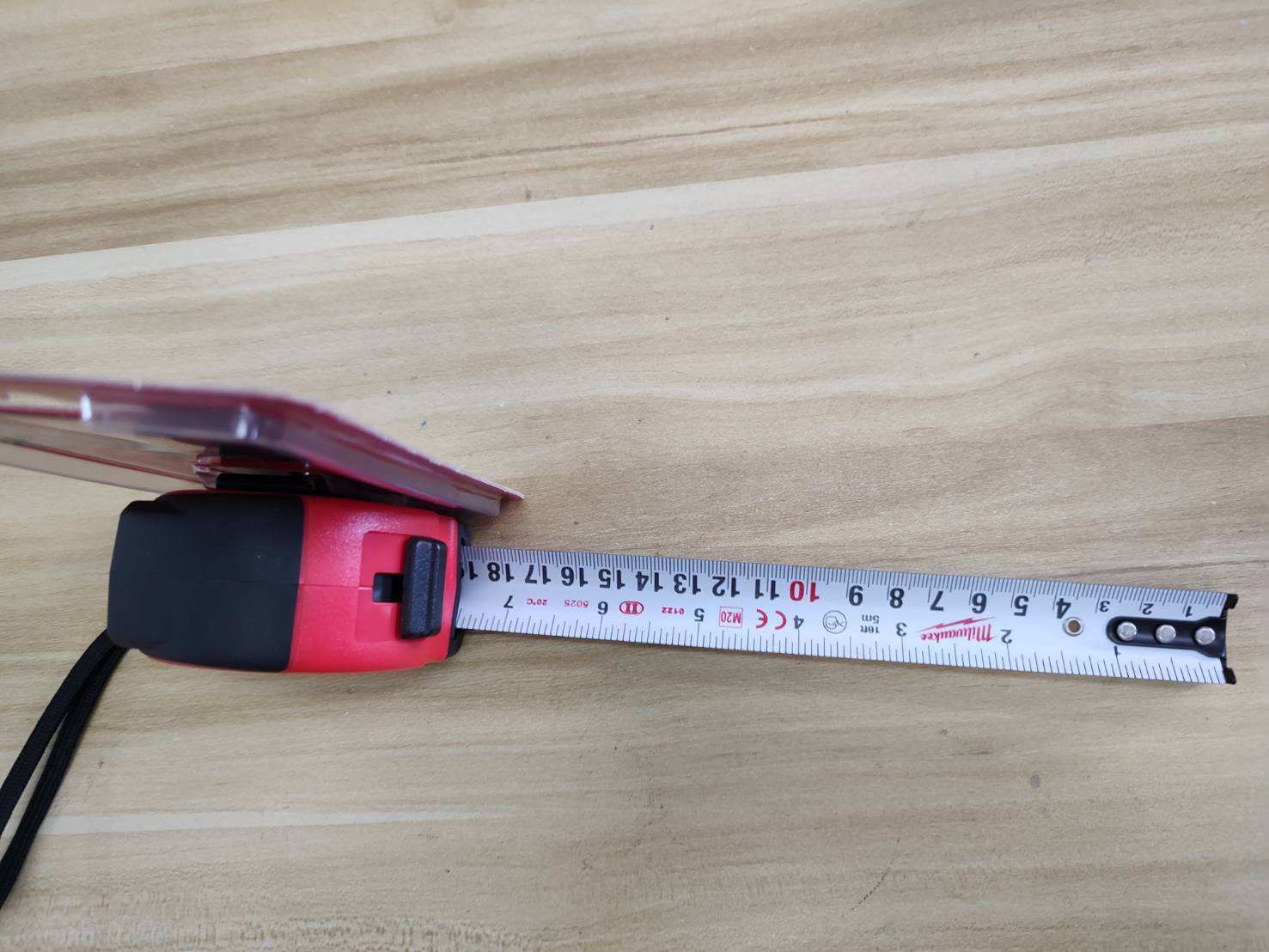 ตลับเมตร5m/16FT RED 48-22-7816 MILWAUKEE