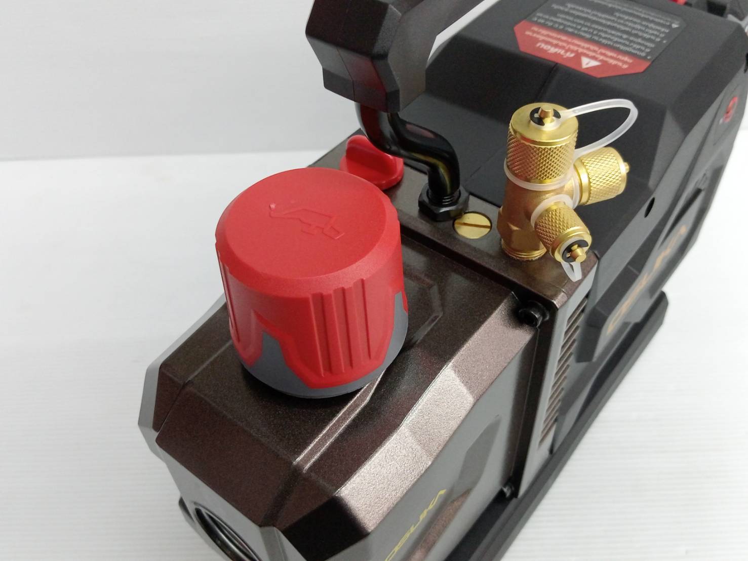 เครื่องปั๊มแวคคั่มไร้สาย 20v OCVP896-Y1 OSUKA