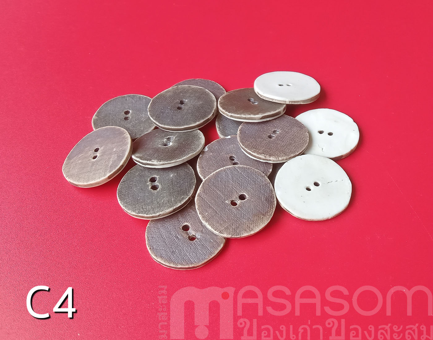 กระดุมเซรามิคกลม