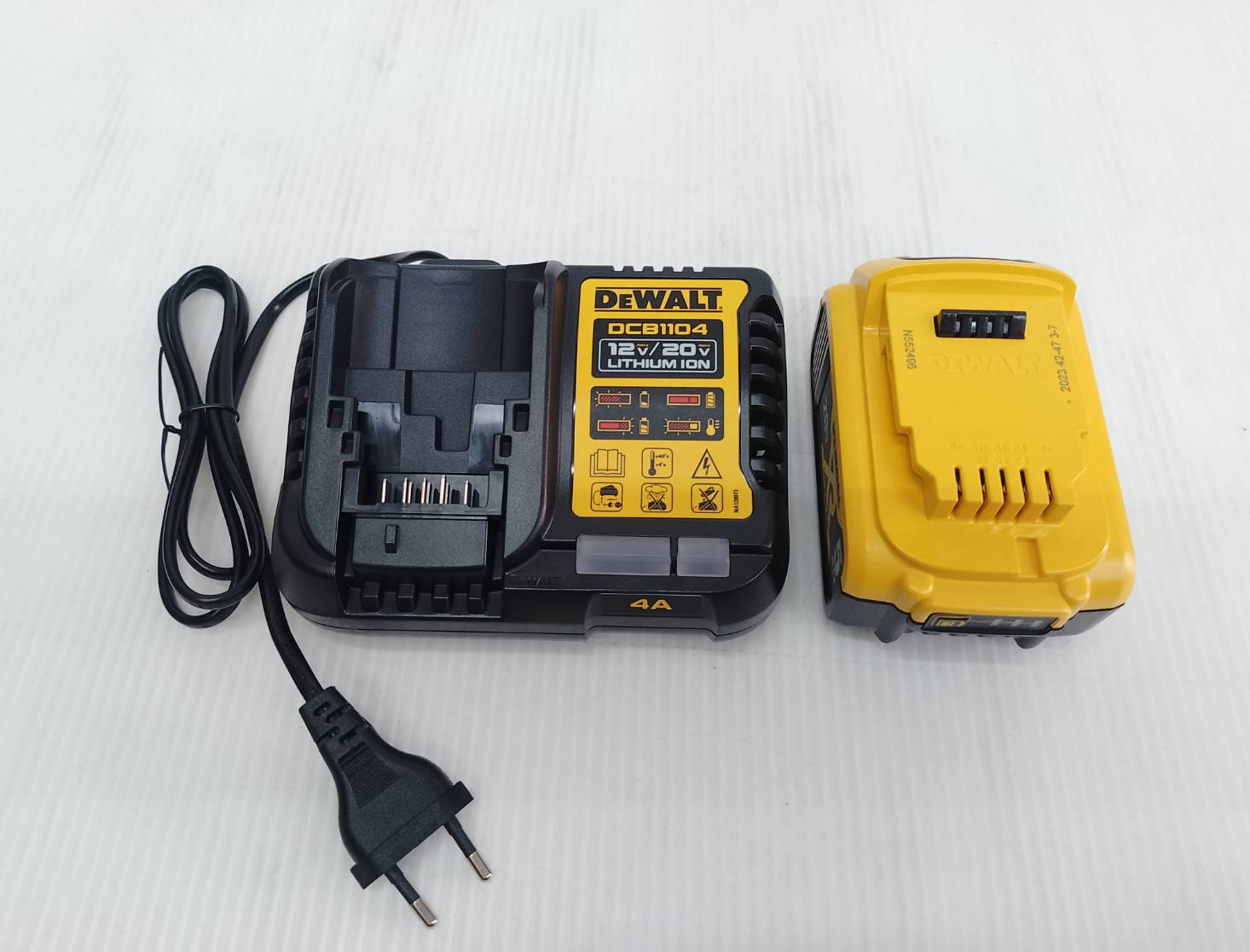 สว่านโรตารี่3ระบ20V DCH273P1T +TSTAK DEWALT