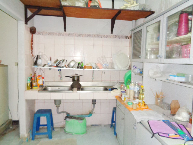 🚩H1251 ขายทาวเฮ้าส์ 16 ตารางวา หมู่บ้านแสงธรรม ถนนสุขาภิบาล5 ซอย57 ใกล้ตลาดวงศกร แขวงออเงิน เขตสายไหม ต่อเติมระเบียงเต็มพื้นที่