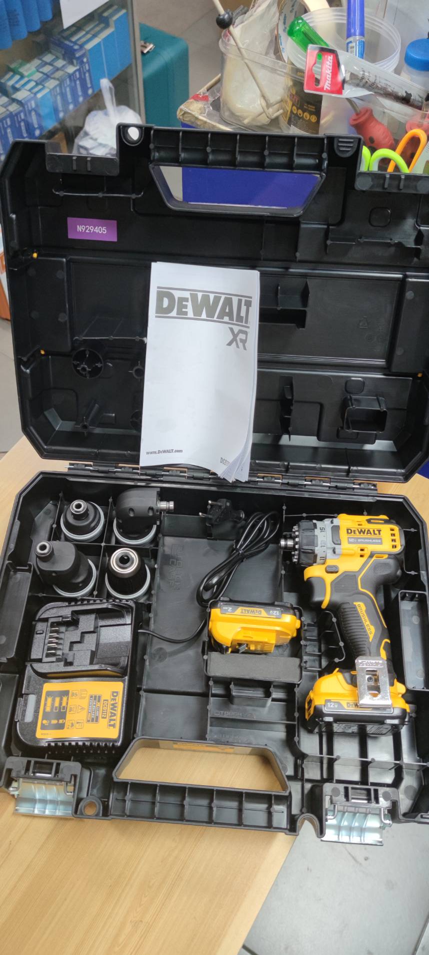 สว่านไร้สาย12V เปลี่ยนหัวได้5in1 DCD703D2 DEWALT